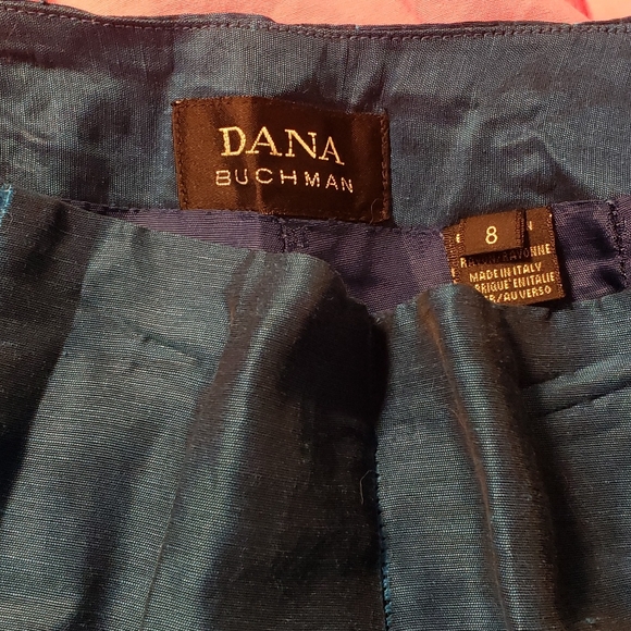 Women's suit size 6-8. - Picture 6 of 9